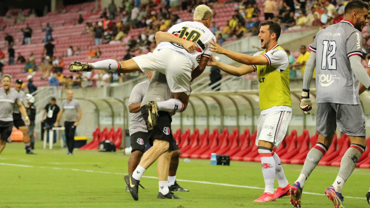 Maranhão e Retrô empatam no primeiro jogo das oitavas de final da